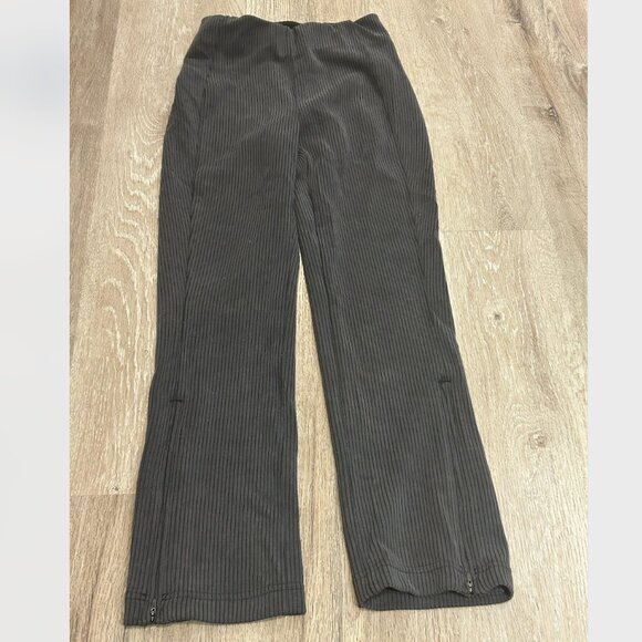 Ribbed Softstreme Zip-Leg High-Rise Cropped Pant 25" - Picture 2 of 4